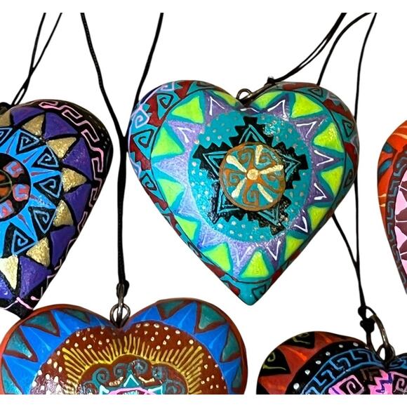 Set of 5 Handmade Alebrije Hearts Wood Mini Hanging Ornaments 1.5” - Picture 5 of 12